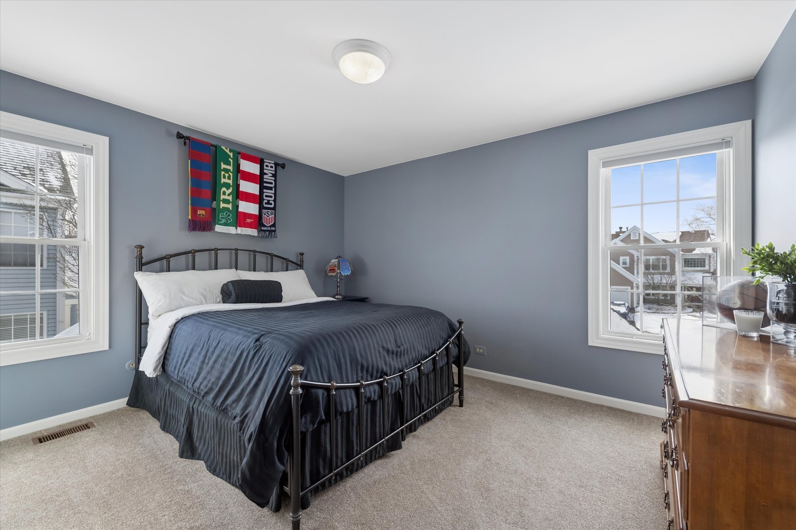 711 Foxmoor Lane, Lake Zurich, IL 60047