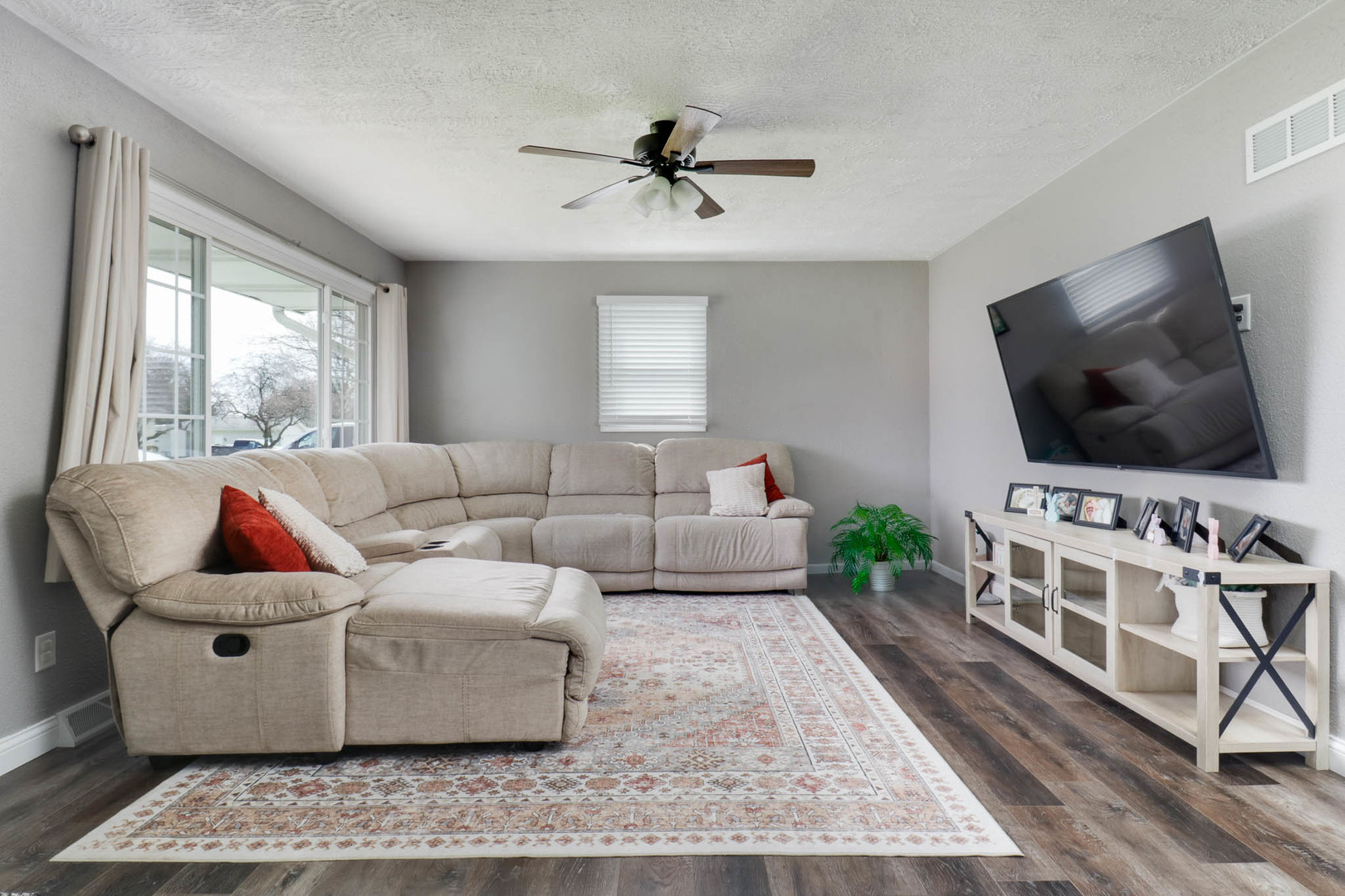 313 S School Street, Minier, IL 61759