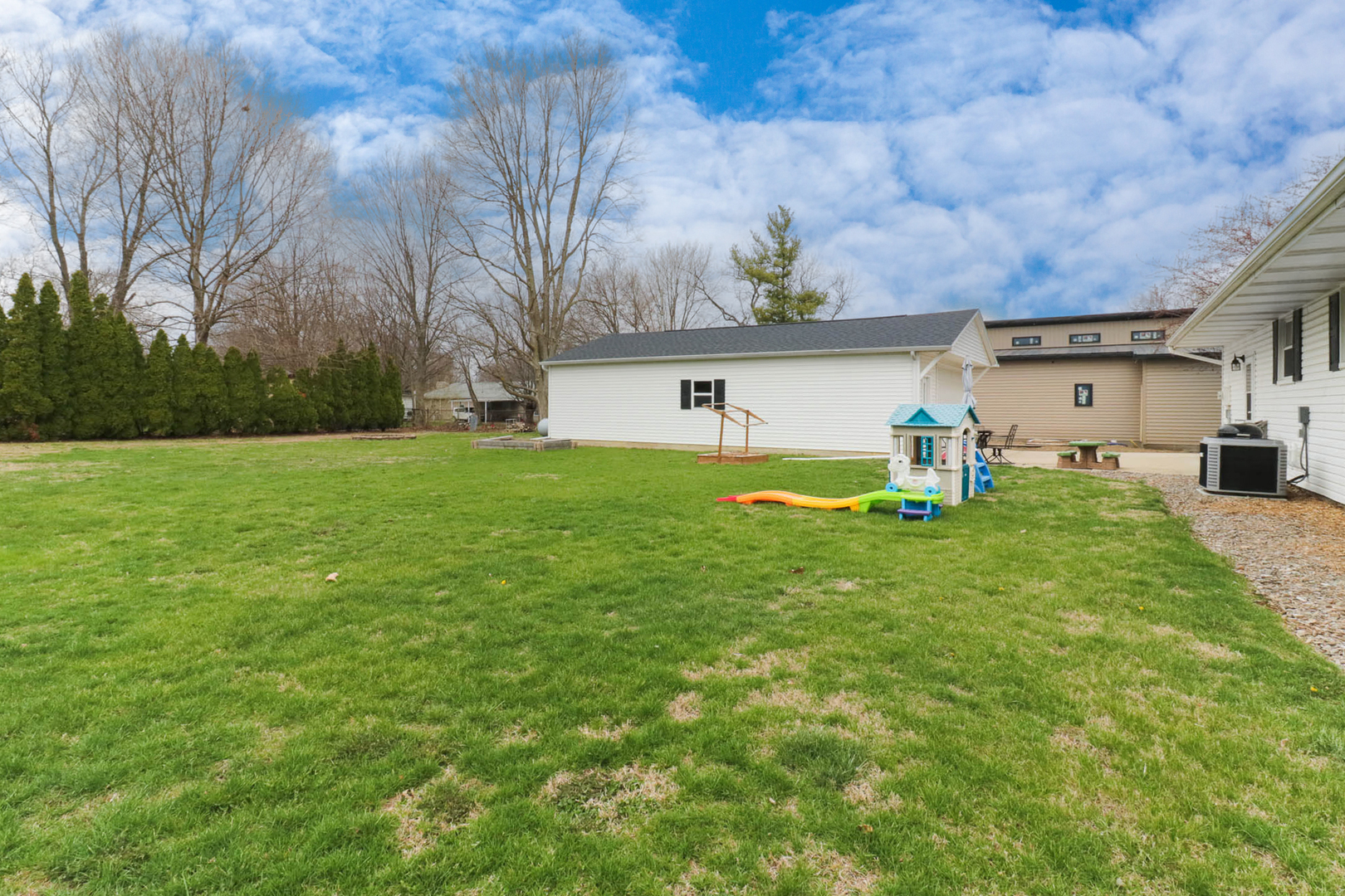 313 S School Street, Minier, IL 61759