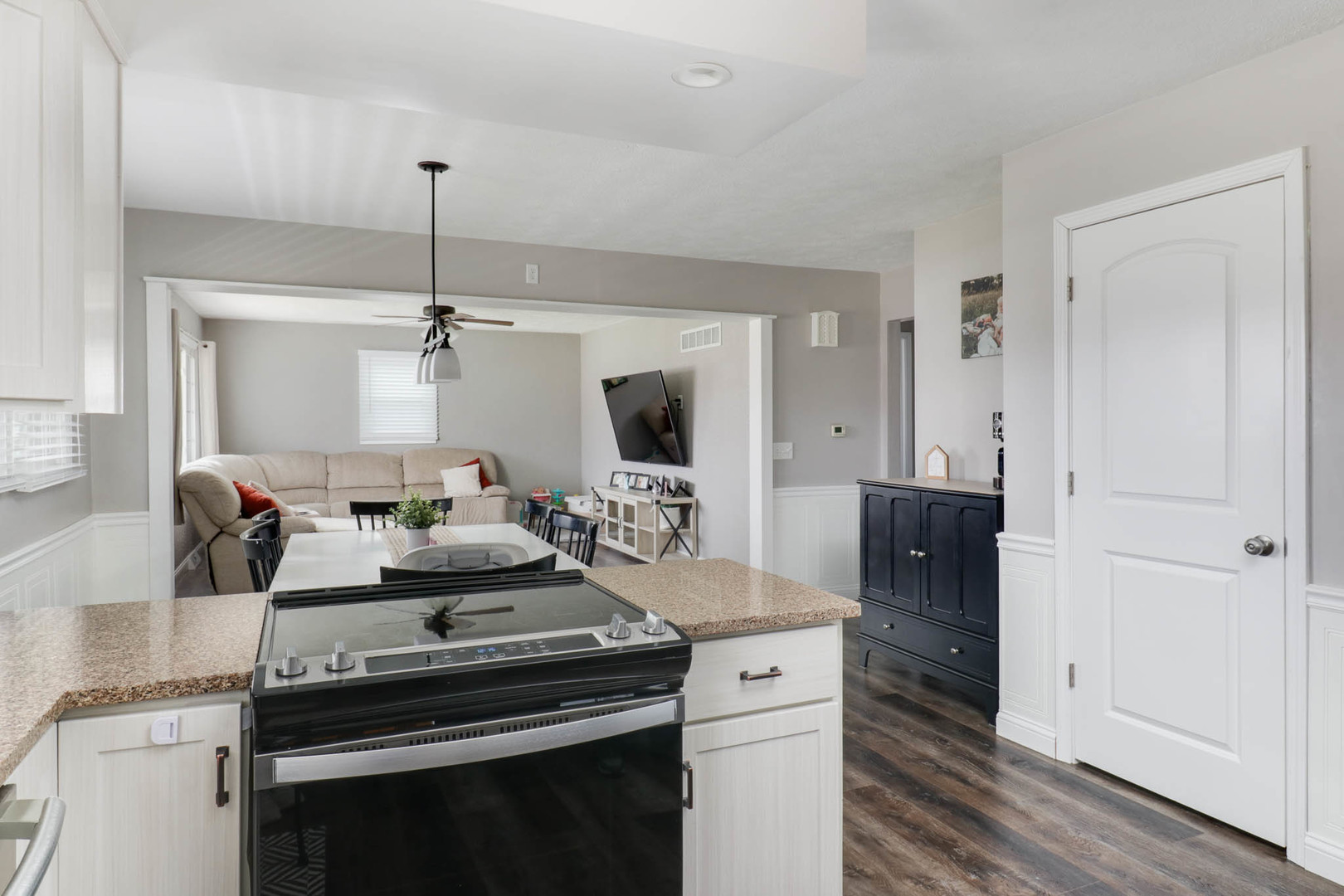 313 S School Street, Minier, IL 61759