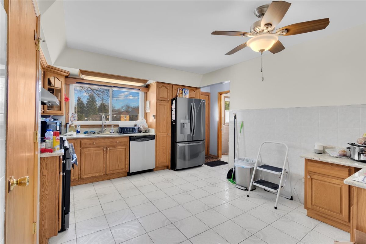 4530 Butterfield Road, Hillside, IL 60162