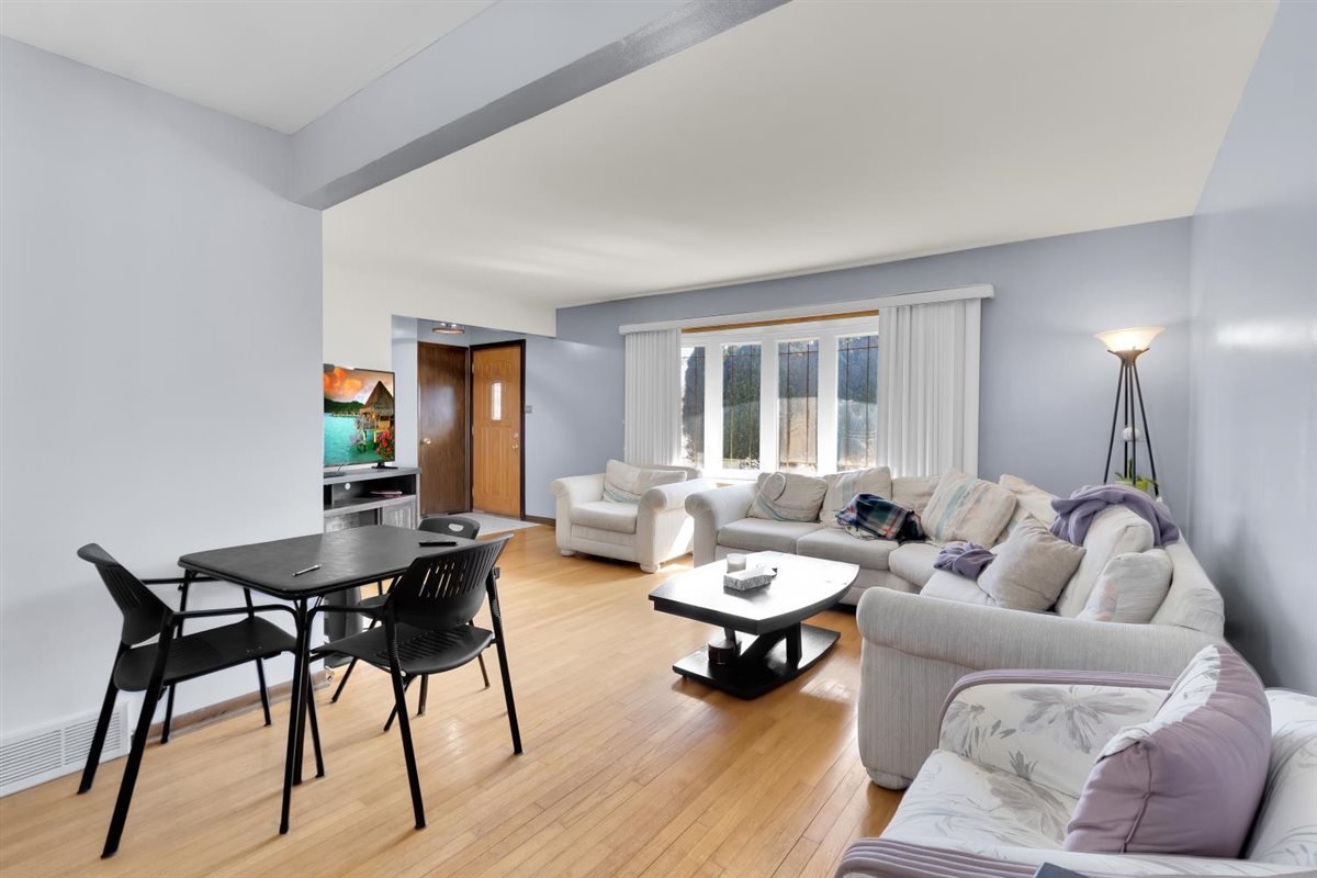 4530 Butterfield Road, Hillside, IL 60162