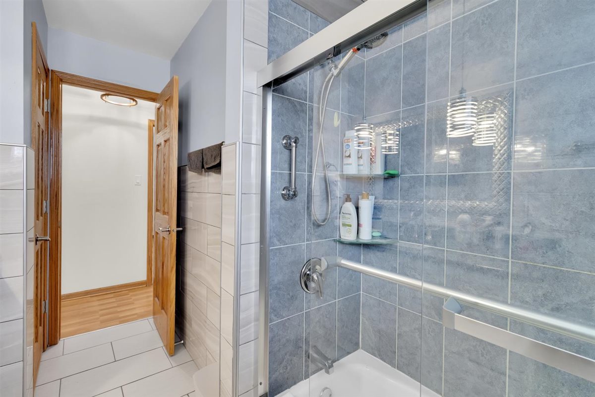 4530 Butterfield Road, Hillside, IL 60162