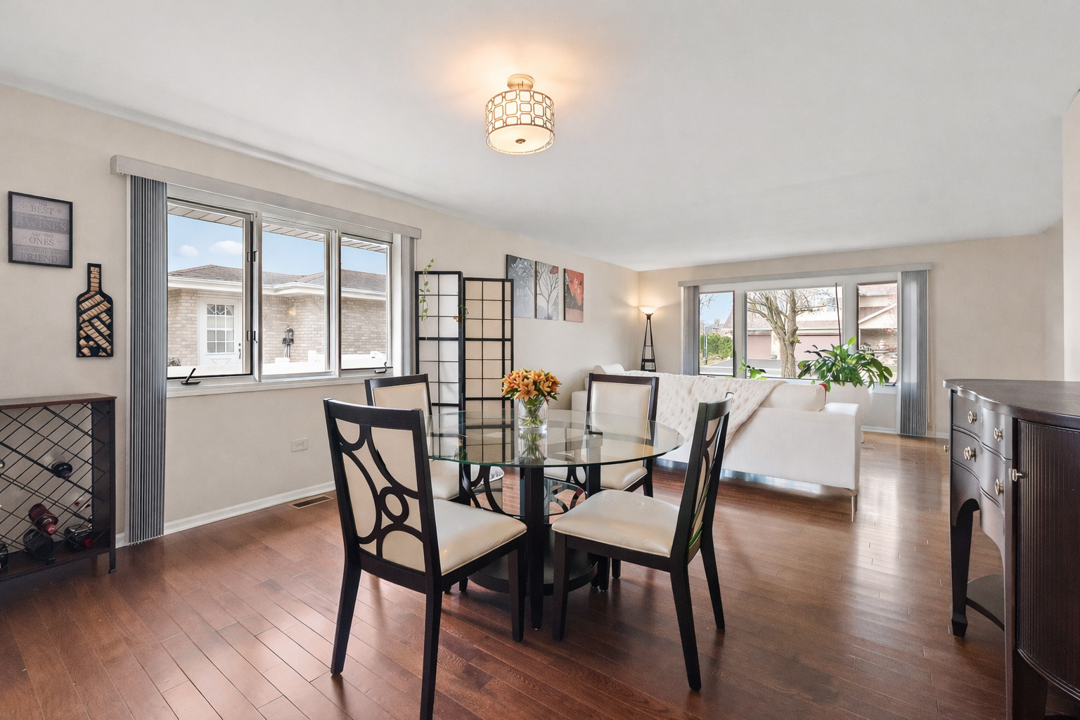 18311 Holland Road, Lansing, IL 60438