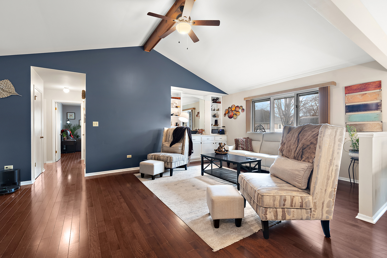 18311 Holland Road, Lansing, IL 60438