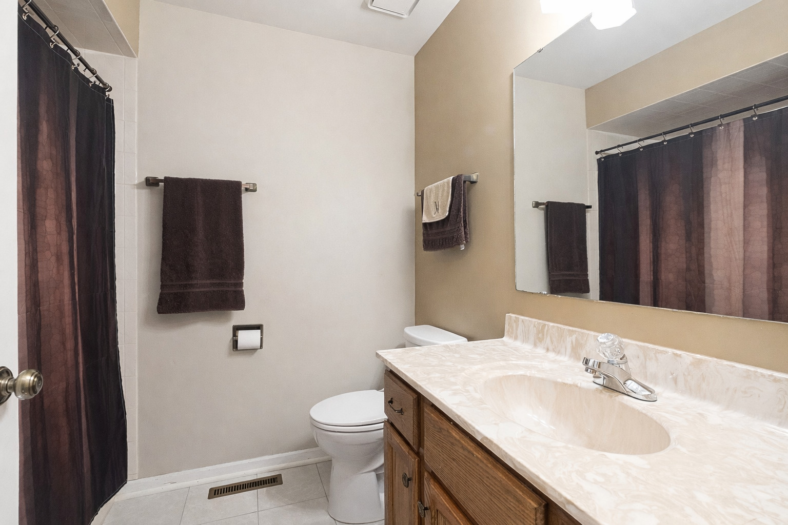 18311 Holland Road, Lansing, IL 60438