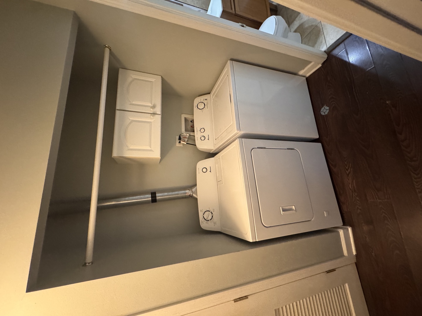 202 E STREAMWOOD Boulevard, Streamwood, IL 60107