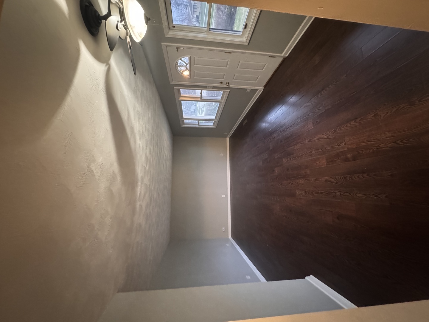 202 E STREAMWOOD Boulevard, Streamwood, IL 60107