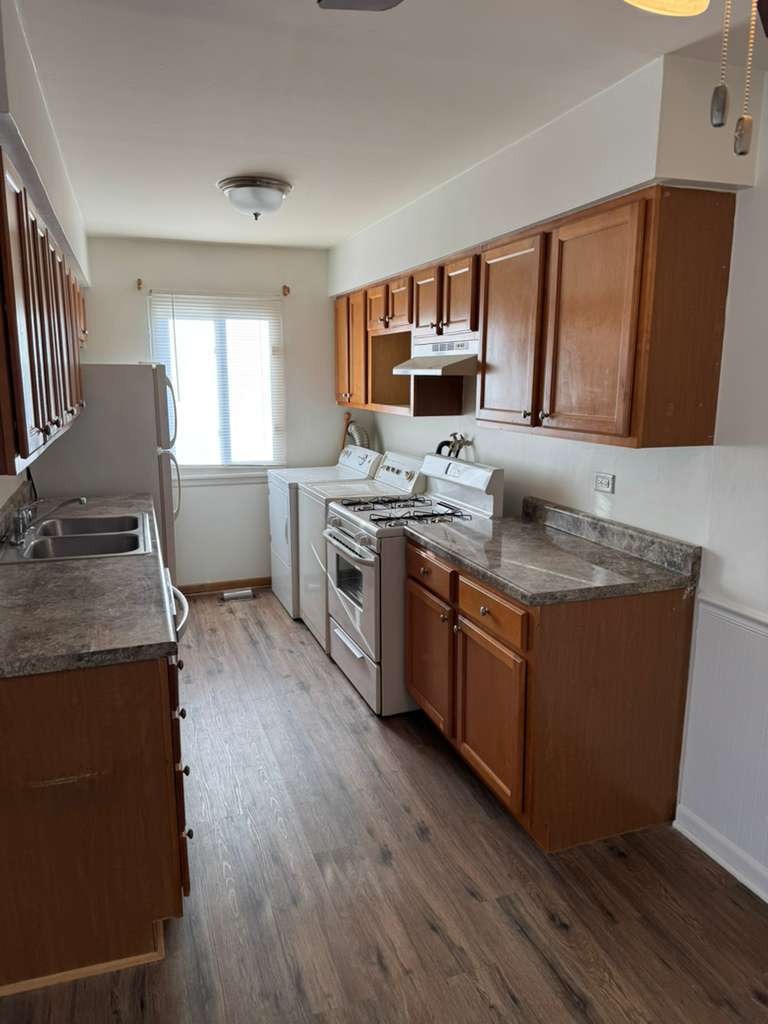 1485 Quaker Lane #116D, Prospect Heights, IL 60070