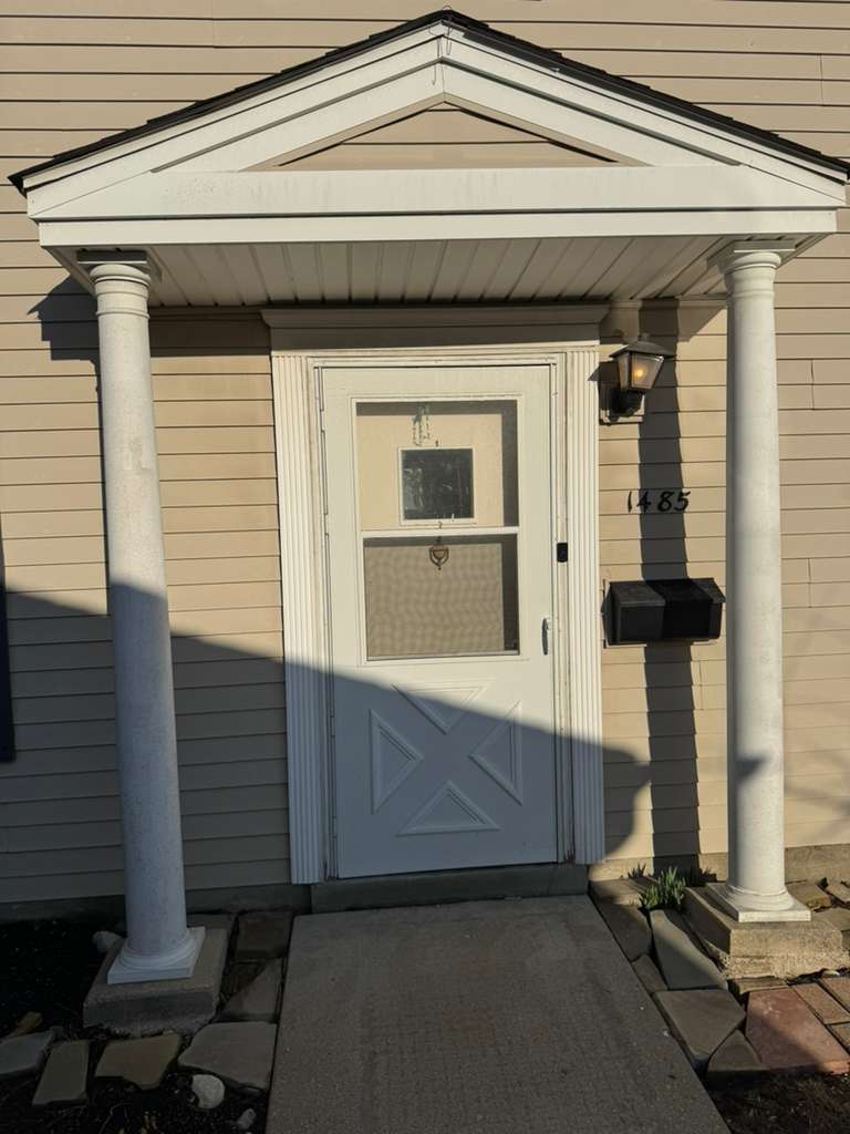 1485 Quaker Lane #116D, Prospect Heights, IL 60070