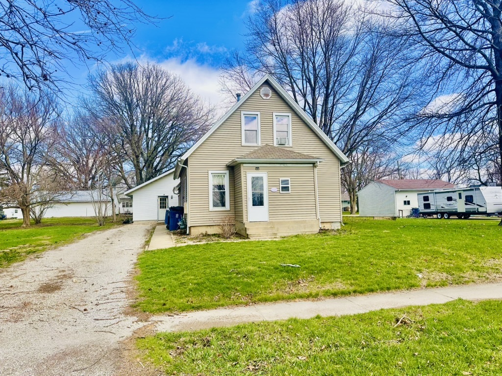 411 E Hamilton Street, Odell, IL 60460