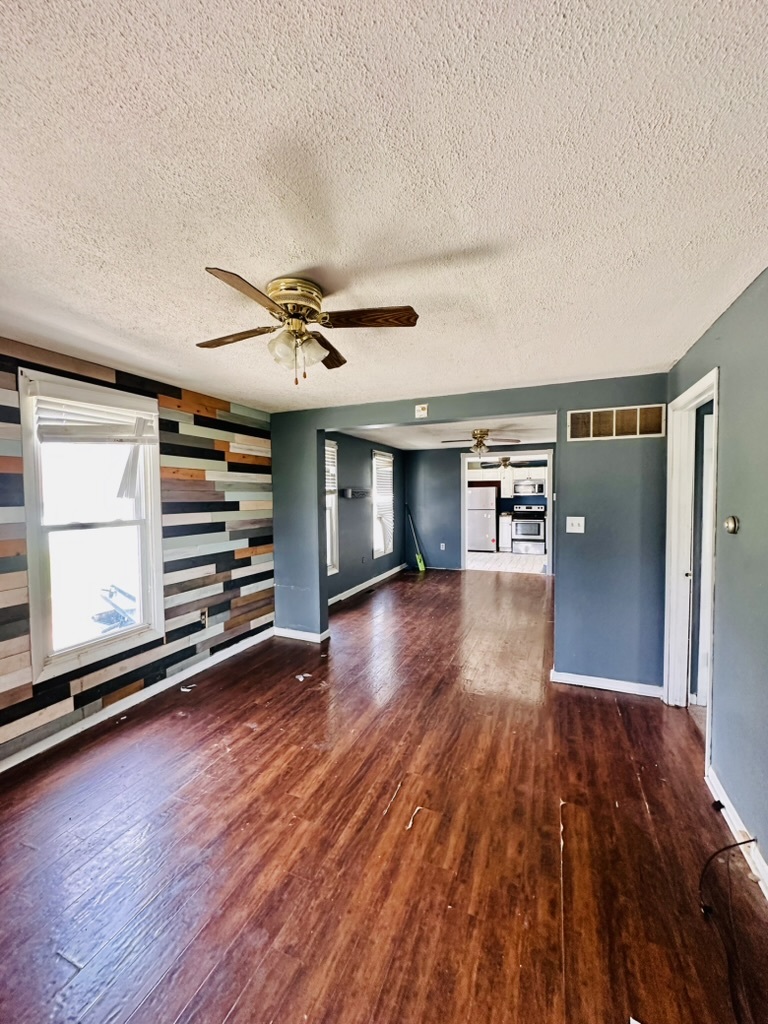 411 E Hamilton Street, Odell, IL 60460