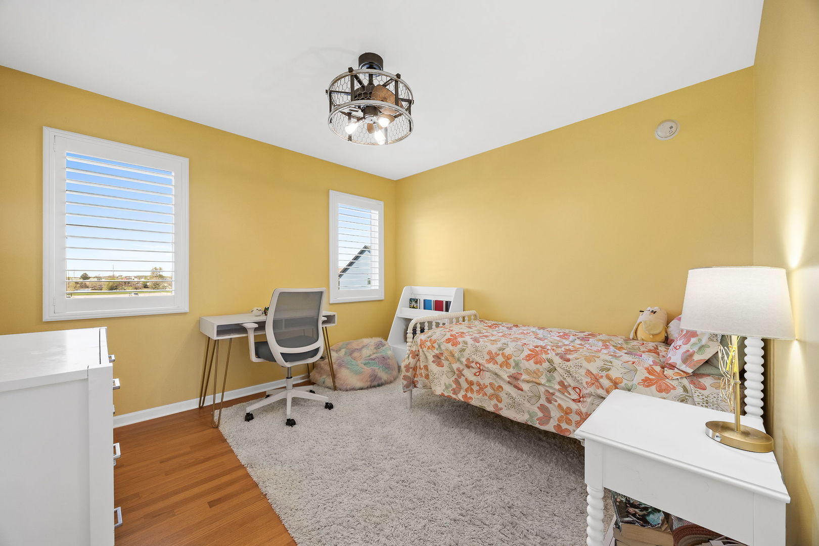 8724 Coventry Drive, Woodridge, IL 60517