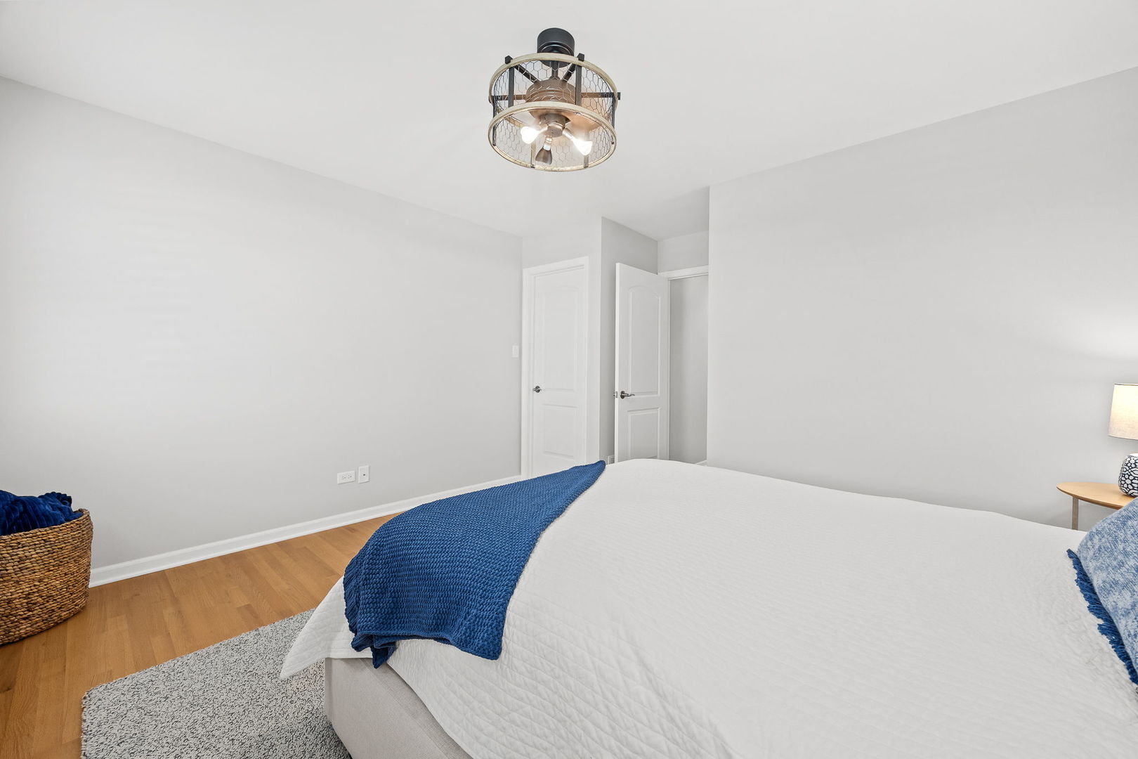 8724 Coventry Drive, Woodridge, IL 60517