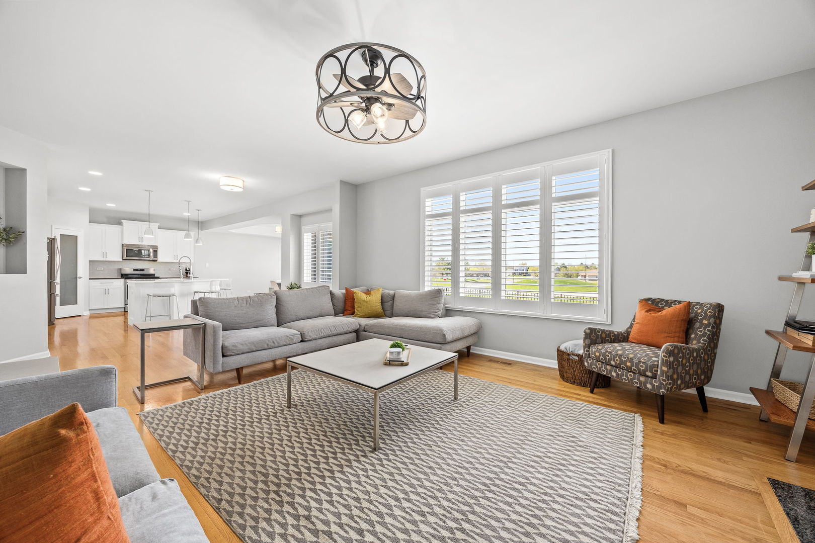 8724 Coventry Drive, Woodridge, IL 60517