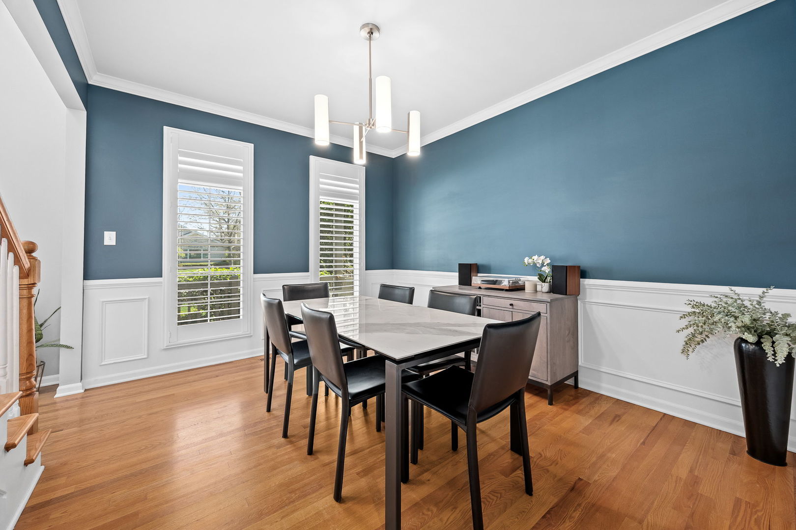 8724 Coventry Drive, Woodridge, IL 60517