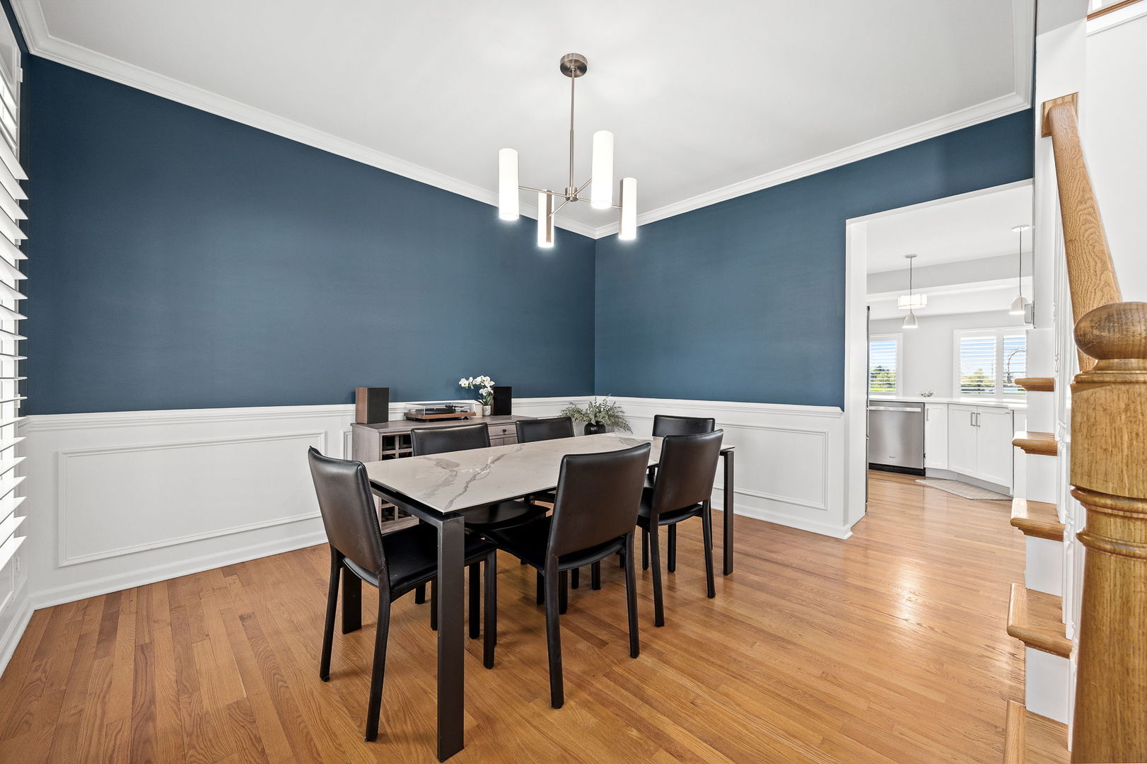 8724 Coventry Drive, Woodridge, IL 60517