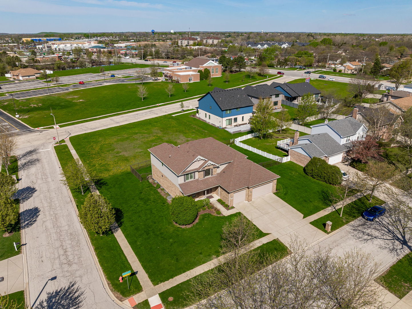 8724 Coventry Drive, Woodridge, IL 60517