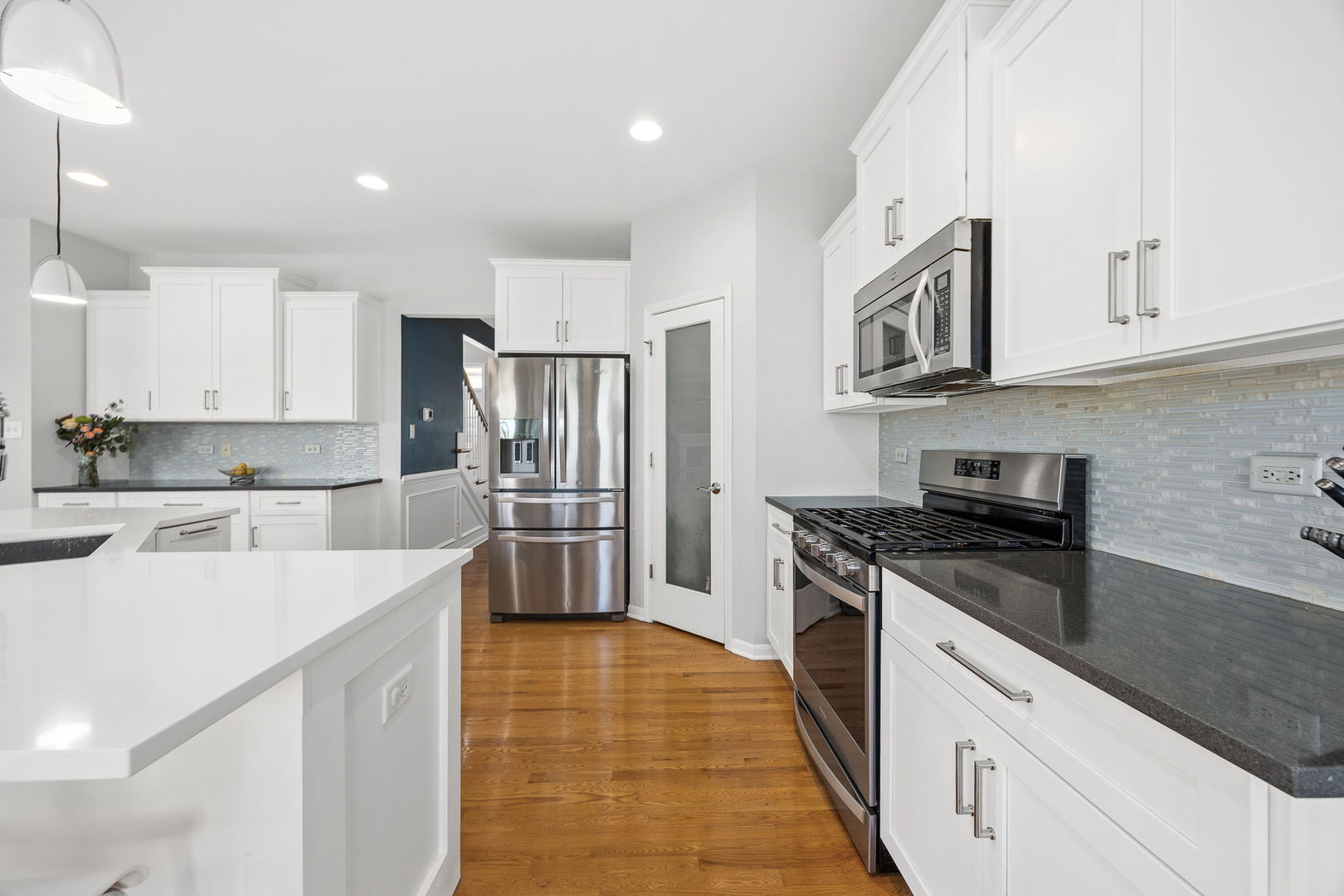 8724 Coventry Drive, Woodridge, IL 60517