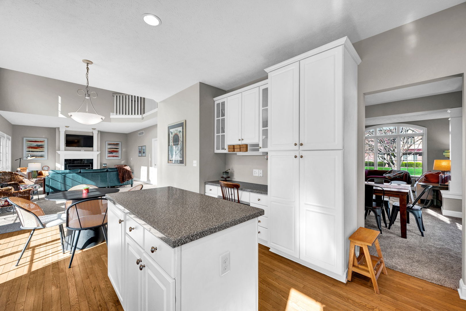 2106 Foxtail Road, Bloomington, IL 61704