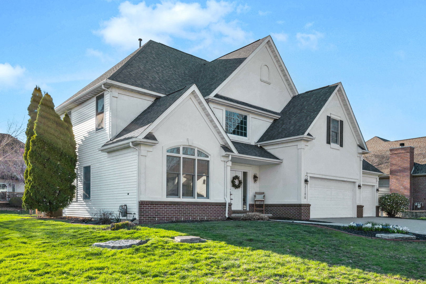 2106 Foxtail Road, Bloomington, IL 61704