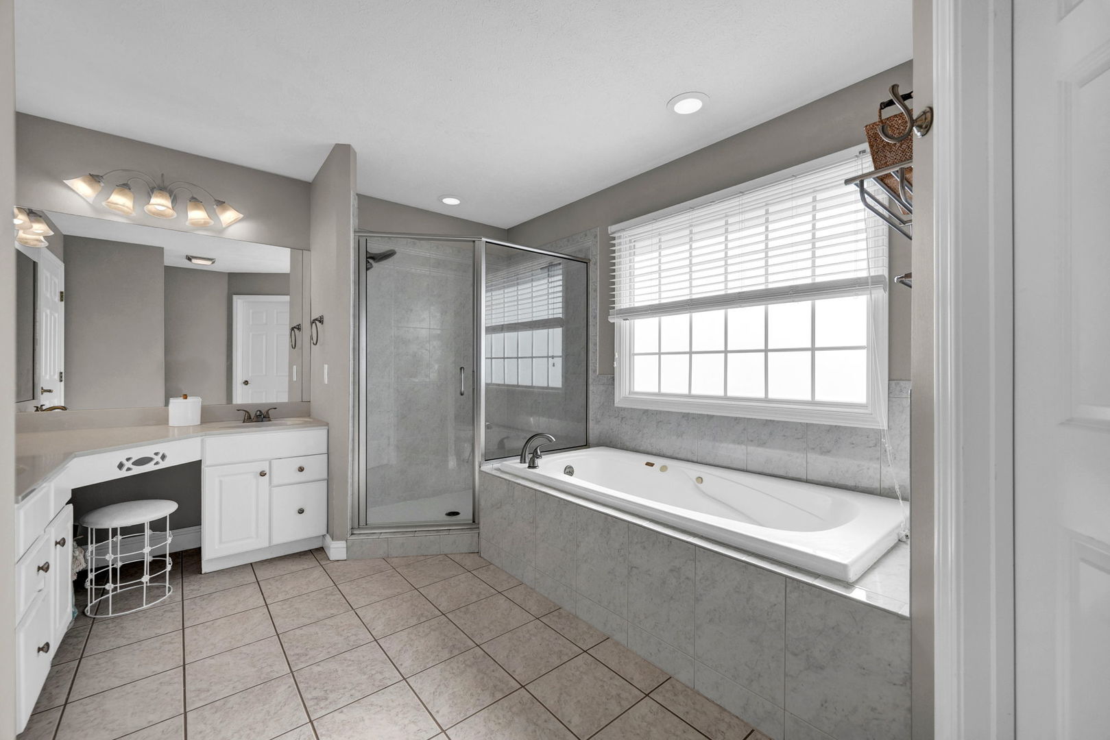 2106 Foxtail Road, Bloomington, IL 61704