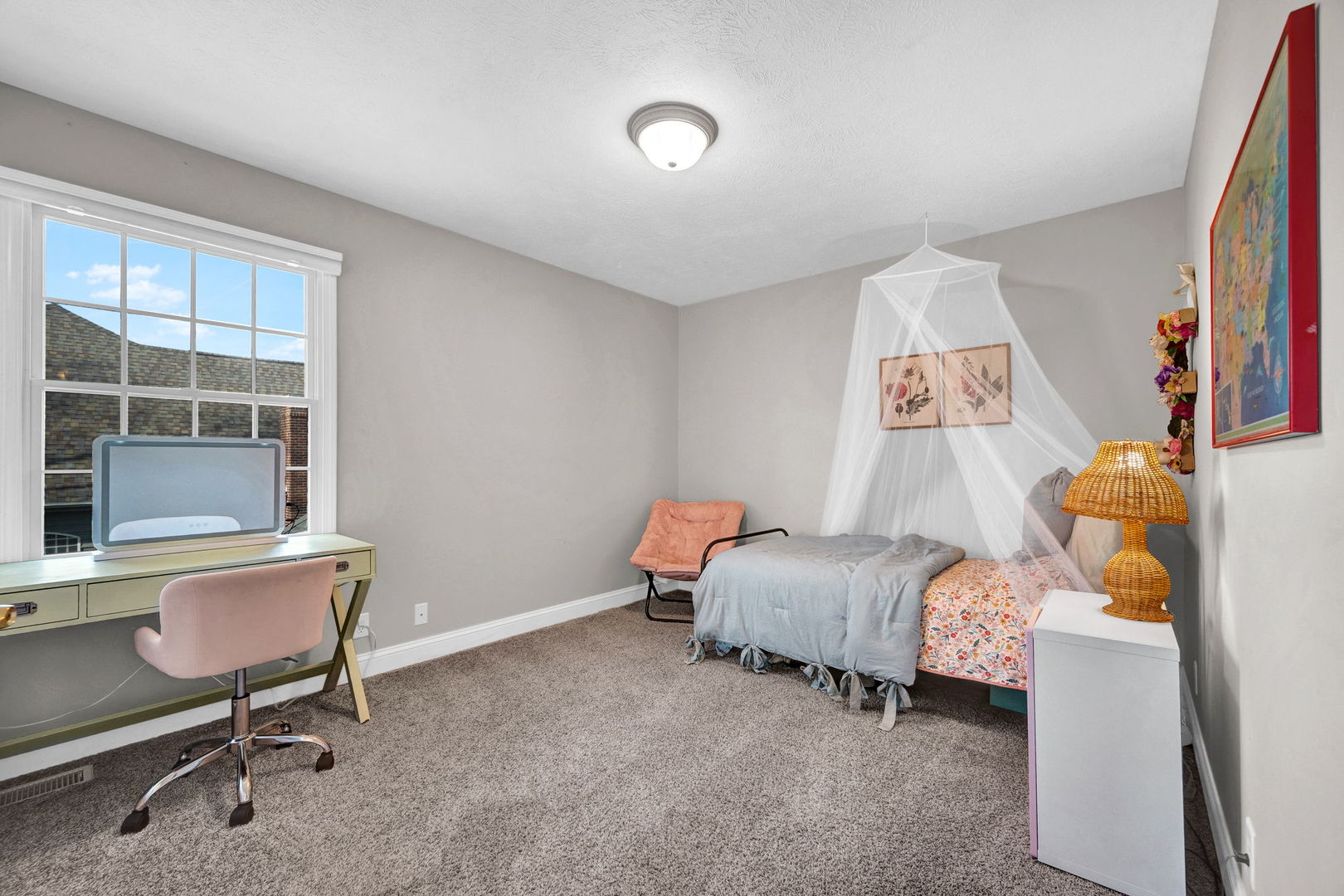 2106 Foxtail Road, Bloomington, IL 61704