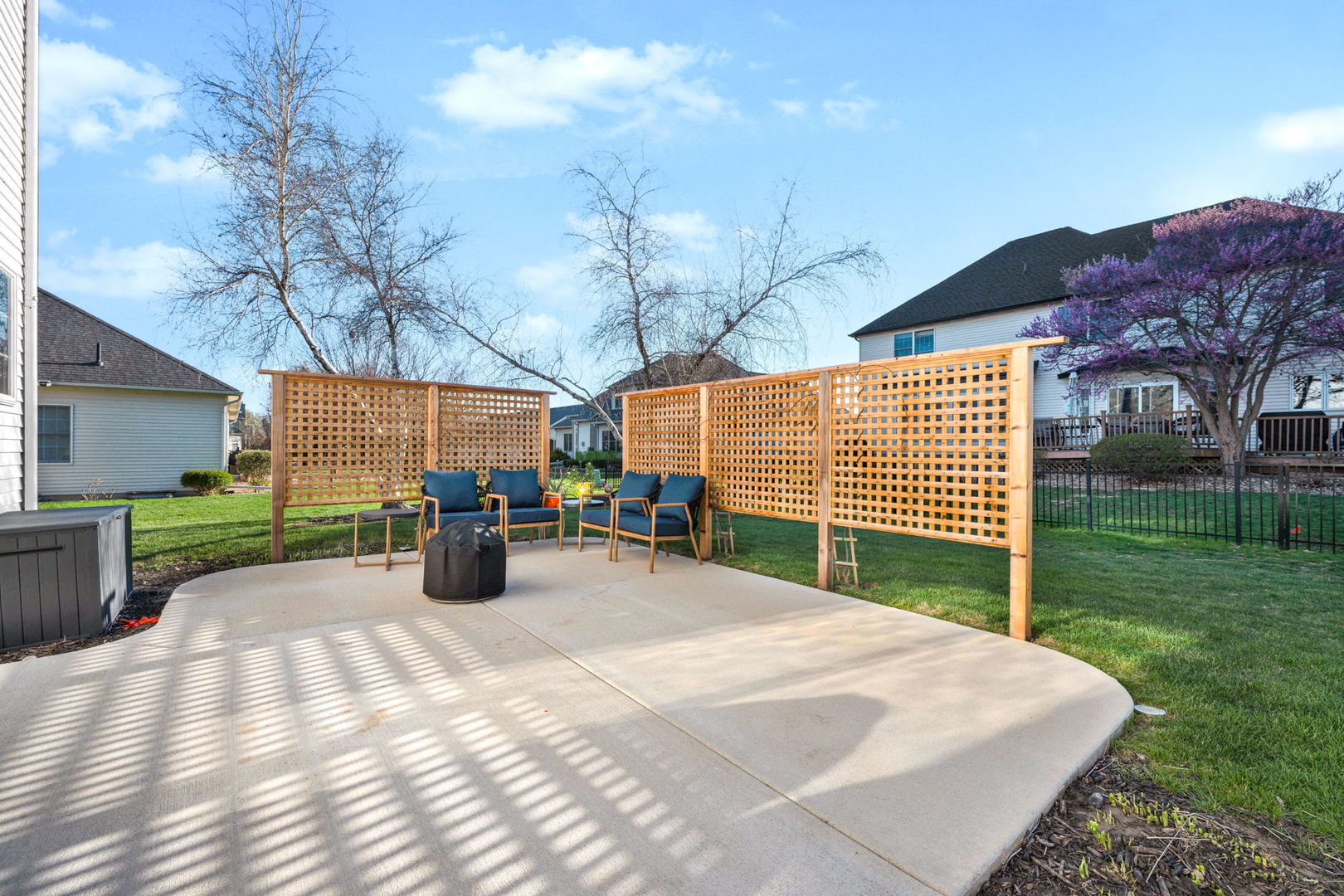 2106 Foxtail Road, Bloomington, IL 61704