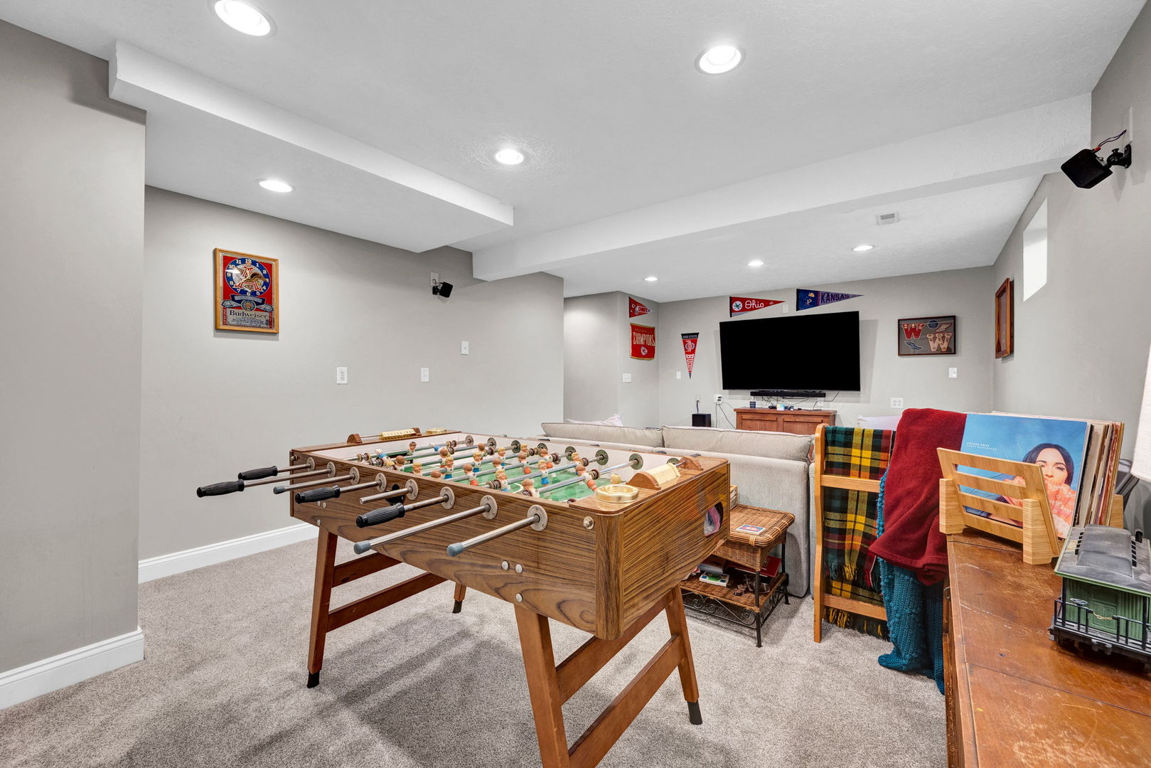 2106 Foxtail Road, Bloomington, IL 61704