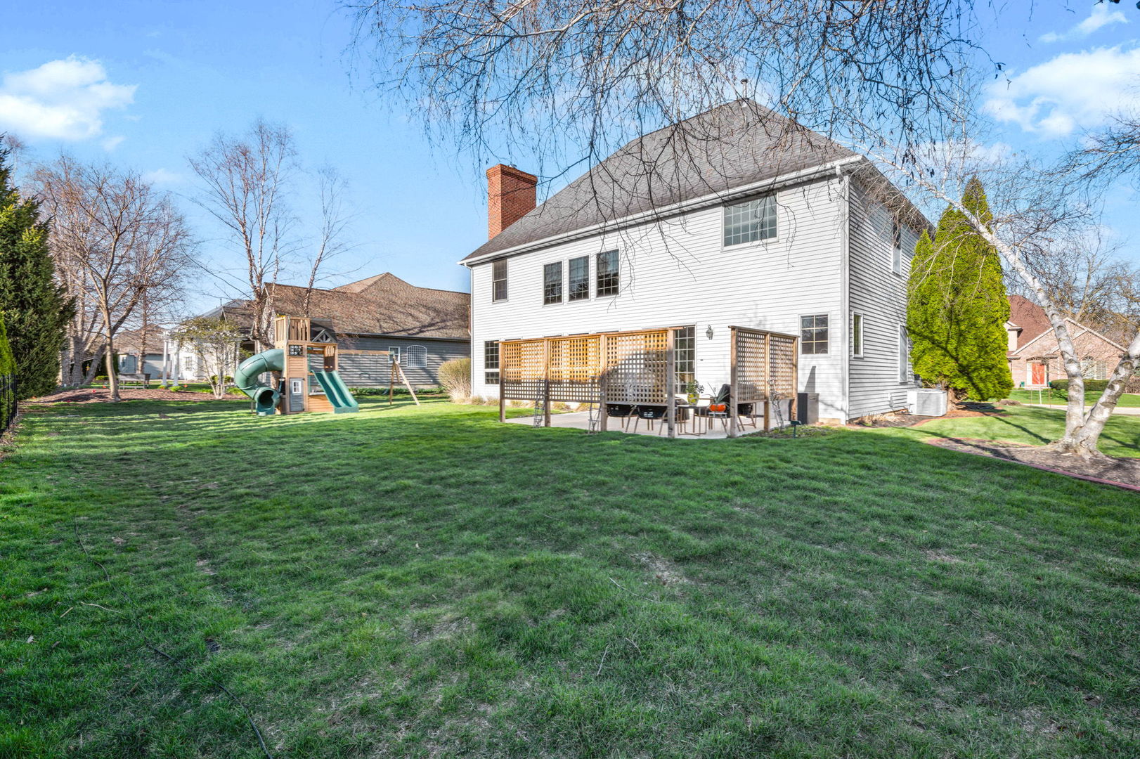 2106 Foxtail Road, Bloomington, IL 61704