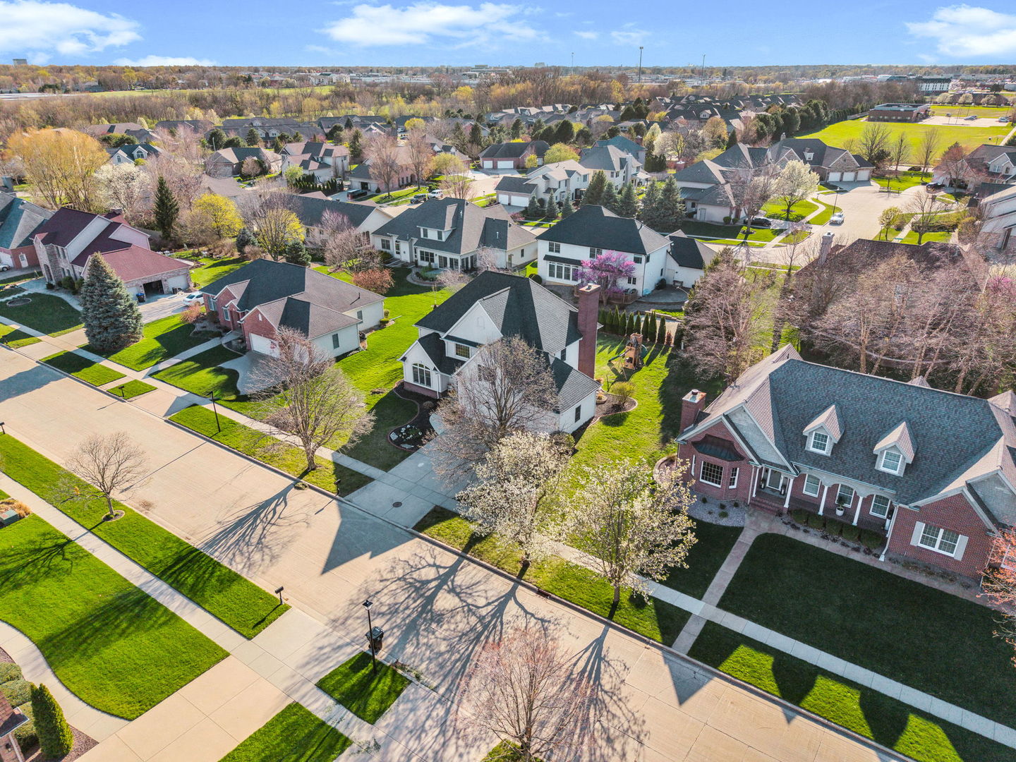 2106 Foxtail Road, Bloomington, IL 61704