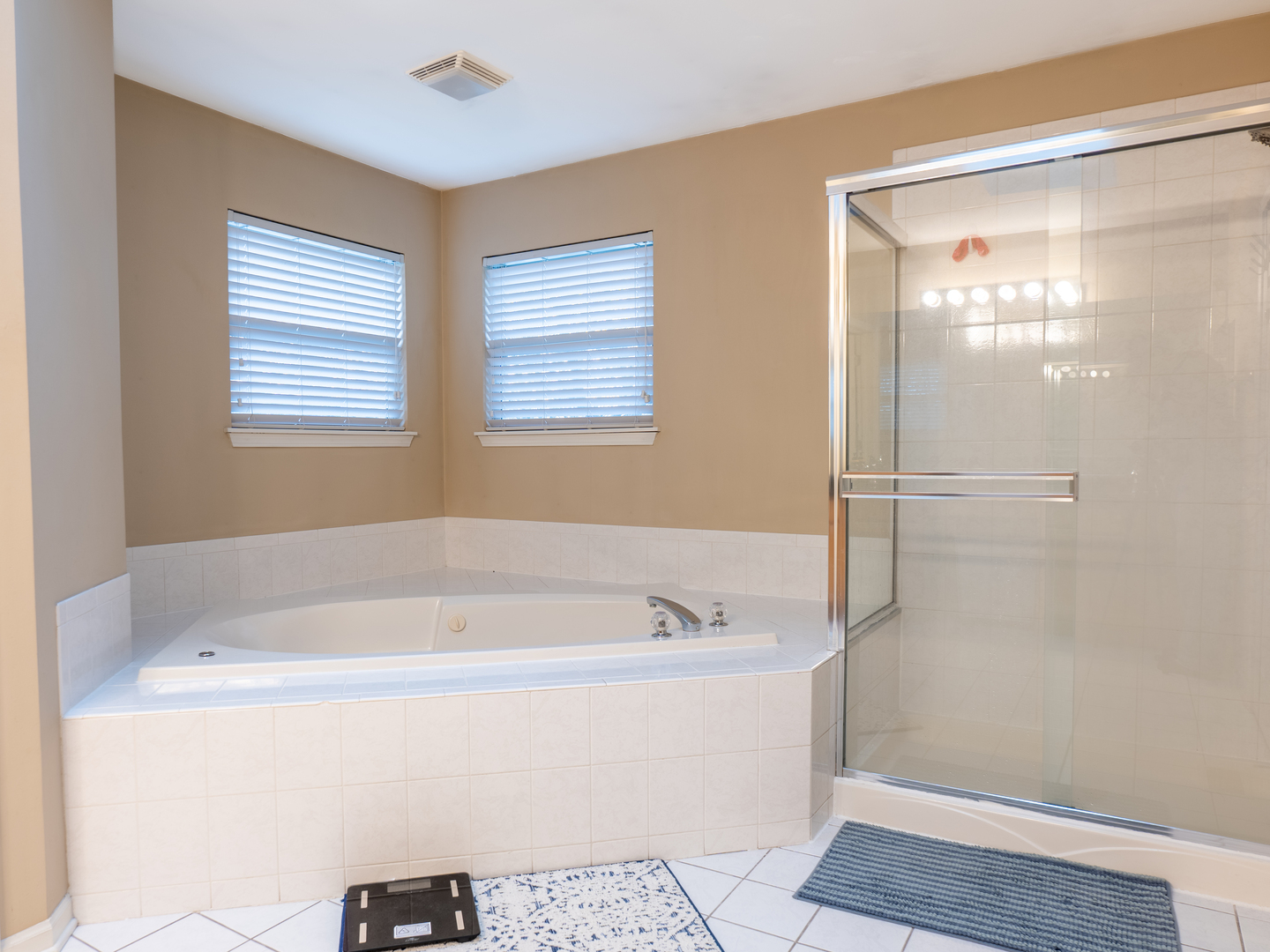 2623 SHENANDOAH Court, Aurora, IL 60503