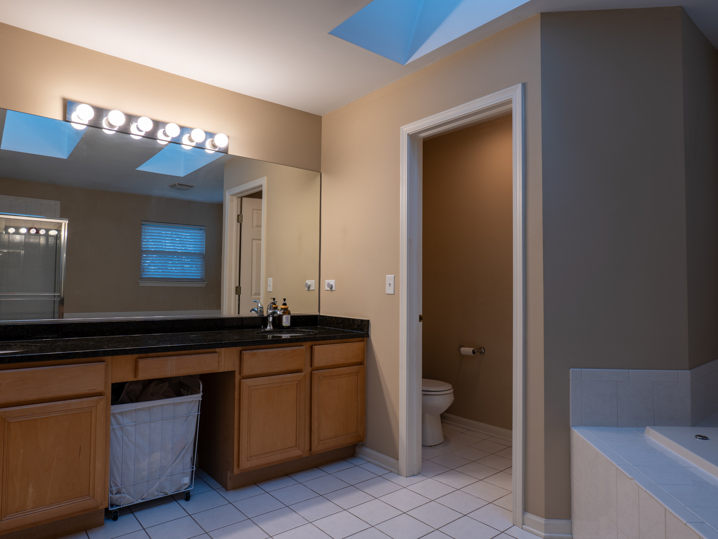 2623 SHENANDOAH Court, Aurora, IL 60503