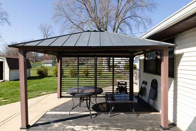 1516 Sunset Drive, Schaumburg, IL 60193