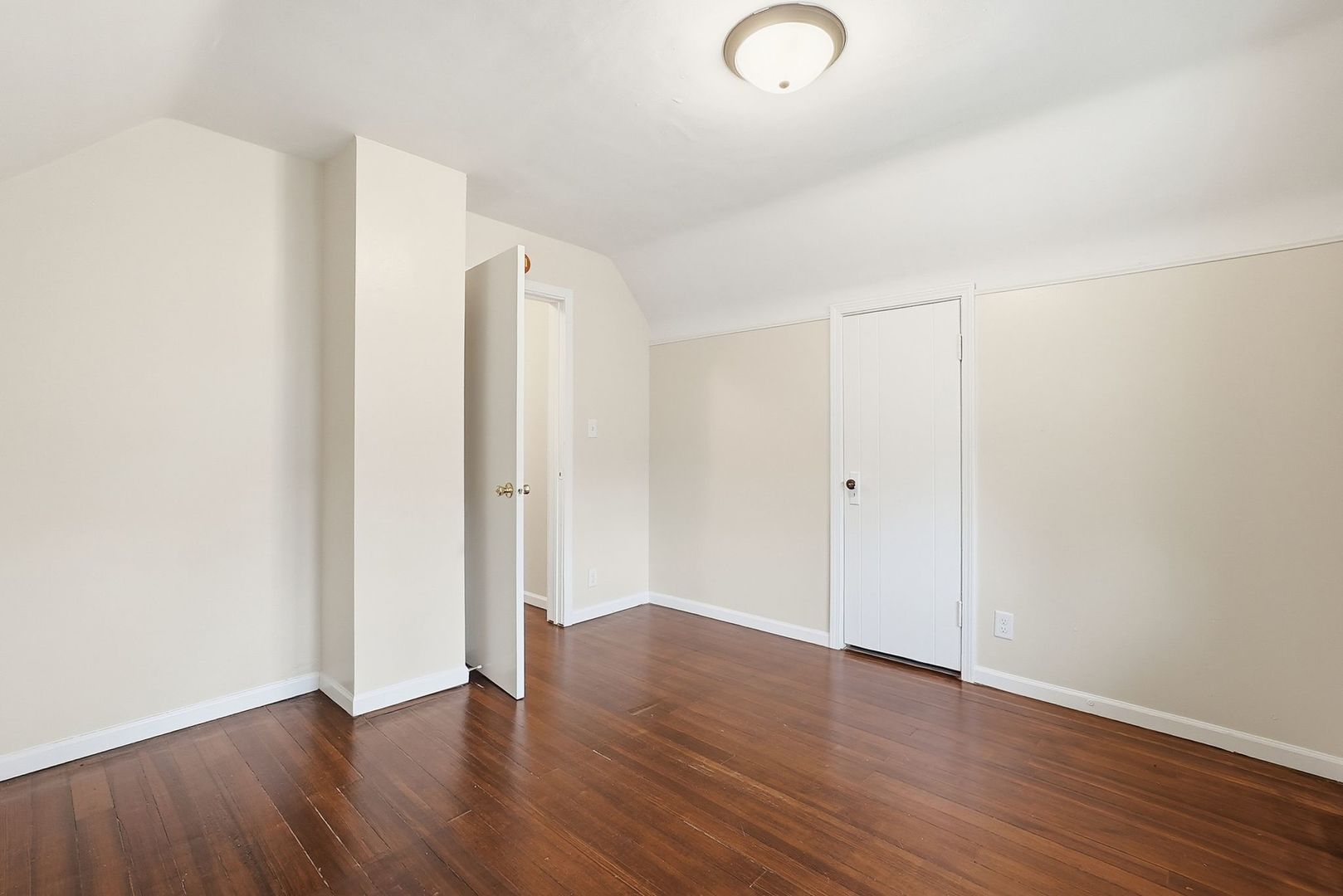 17 Seeser Street, Joliet, IL 60436