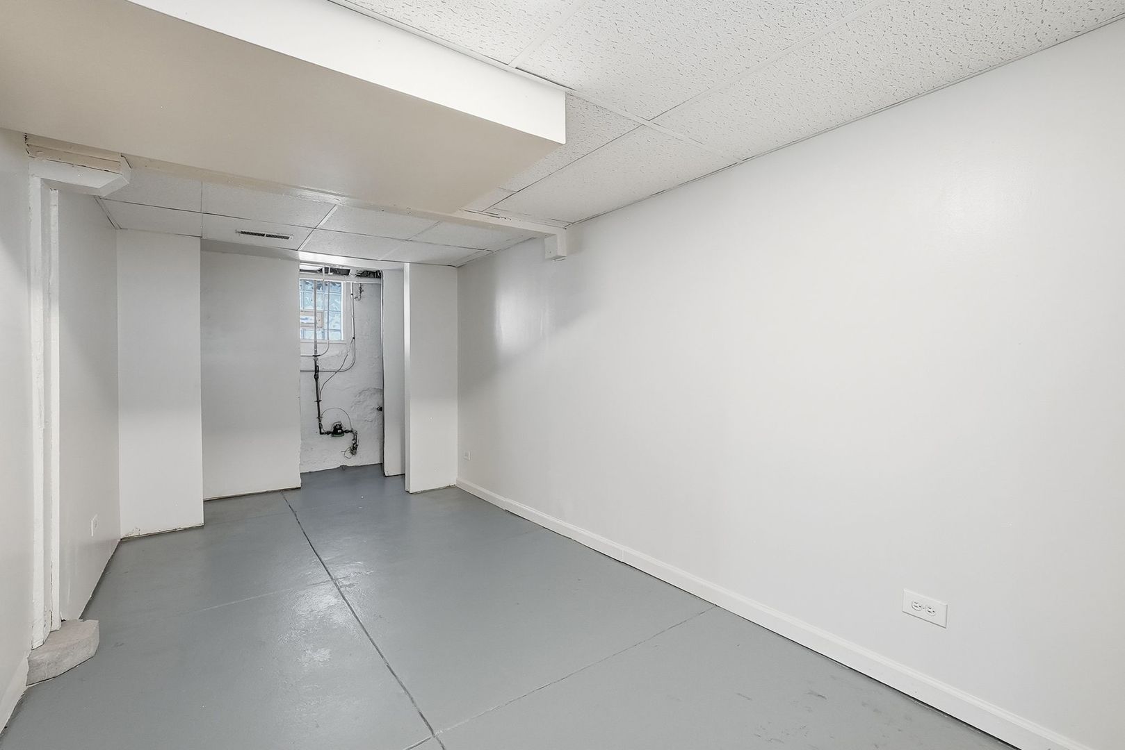 17 Seeser Street, Joliet, IL 60436