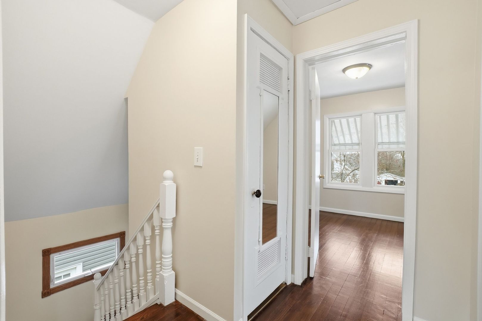 17 Seeser Street, Joliet, IL 60436