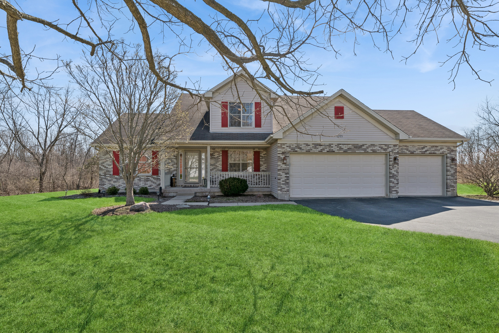 1205 Pennsylvania Avenue, Winthrop Harbor, IL 60096