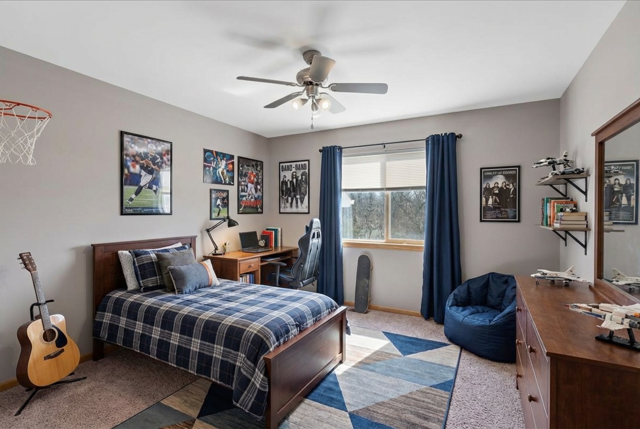 1205 Pennsylvania Avenue, Winthrop Harbor, IL 60096