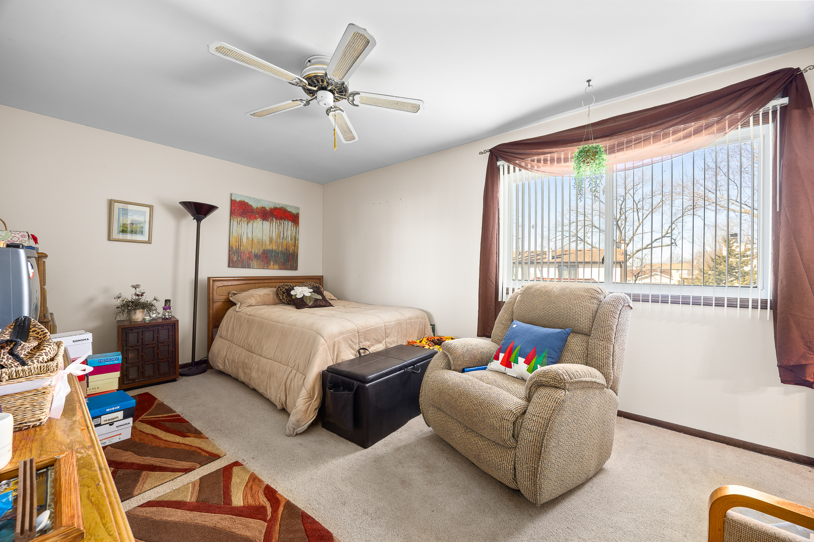 213 Windsor Drive, Bolingbrook, IL 60440