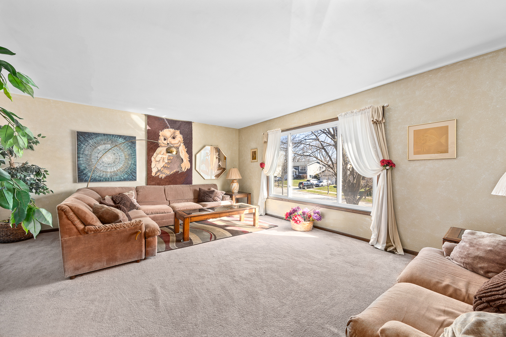 213 Windsor Drive, Bolingbrook, IL 60440