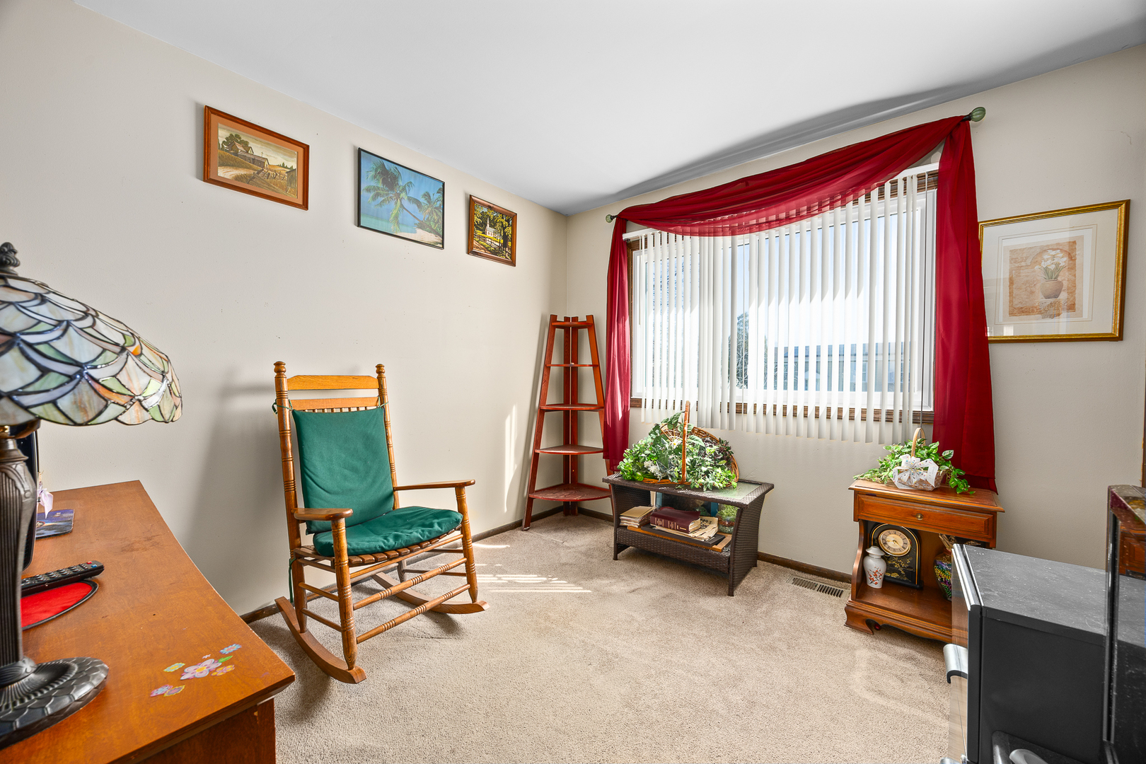 213 Windsor Drive, Bolingbrook, IL 60440