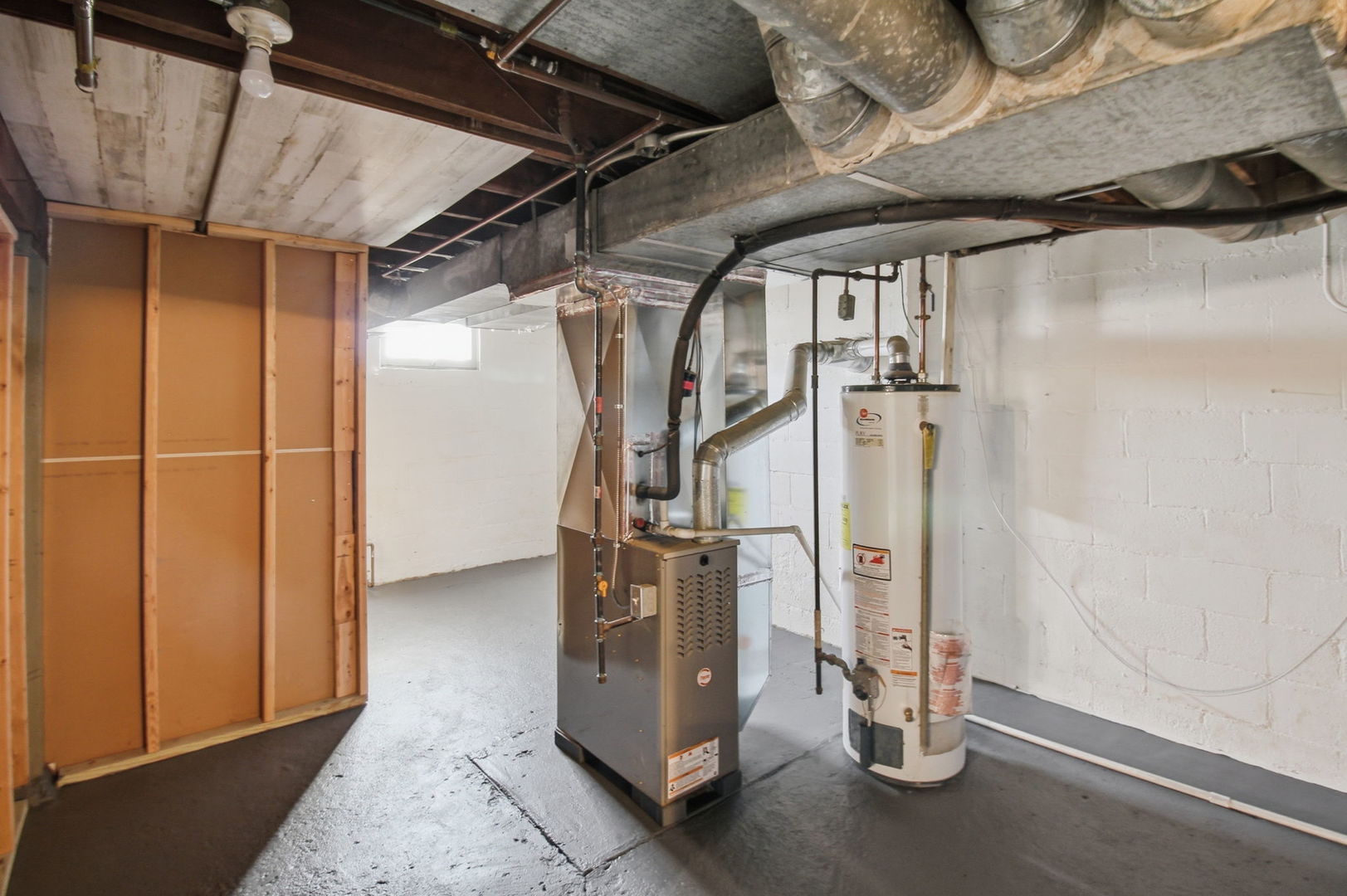 222 S Hudson Street, Westmont, IL 60559