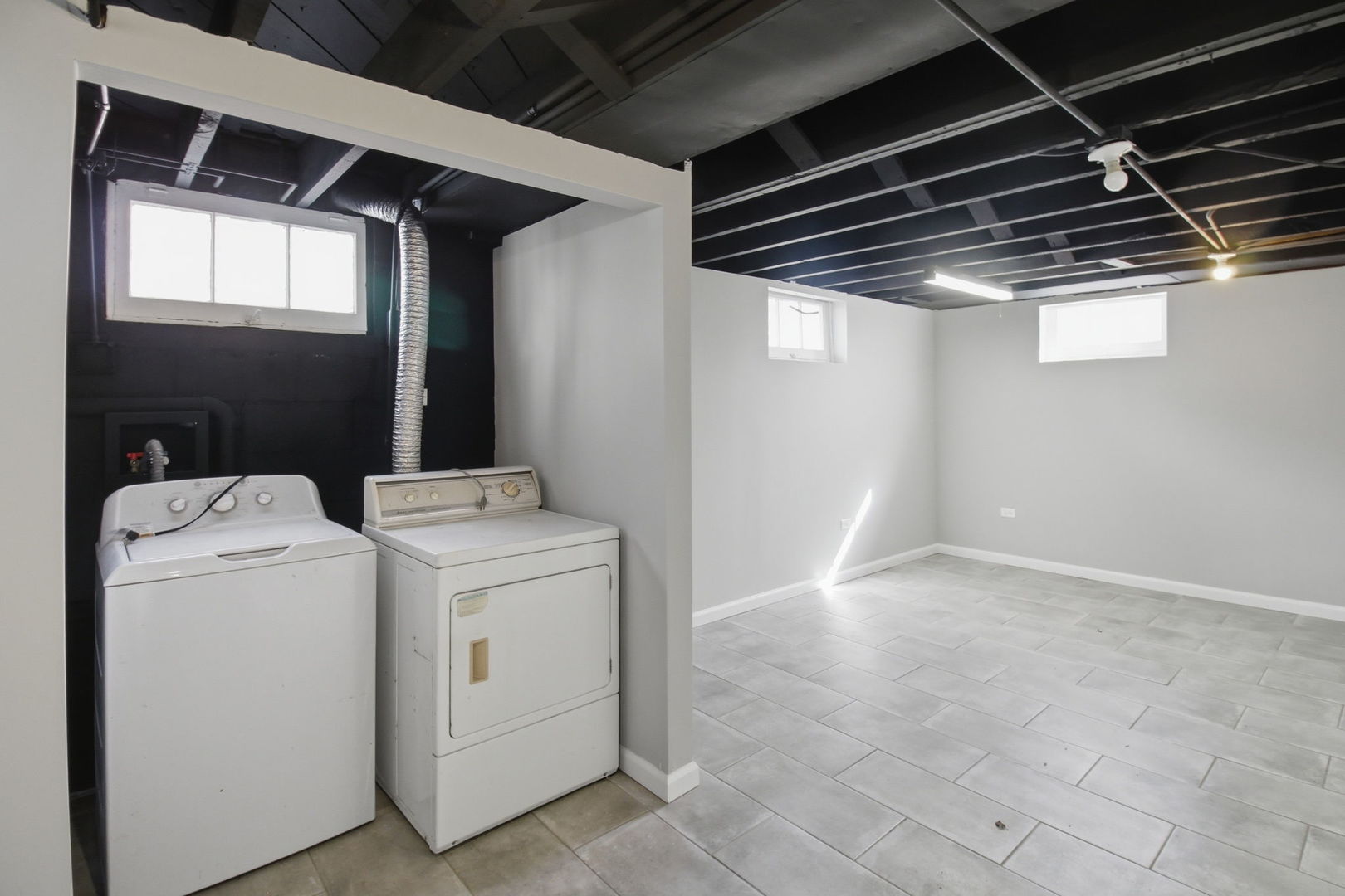 222 S Hudson Street, Westmont, IL 60559