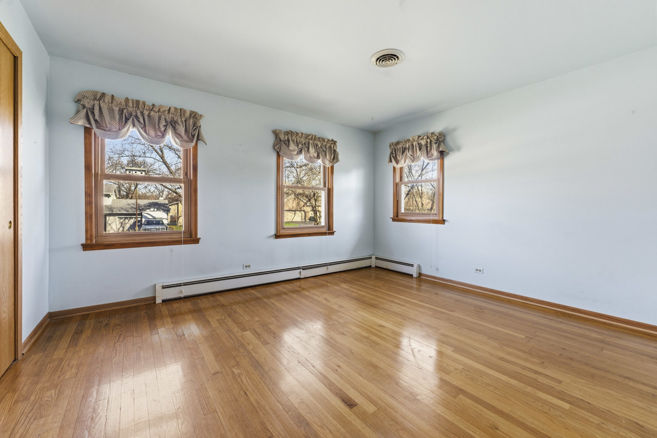 30W445 Arbor Lane, West Chicago, IL 60185