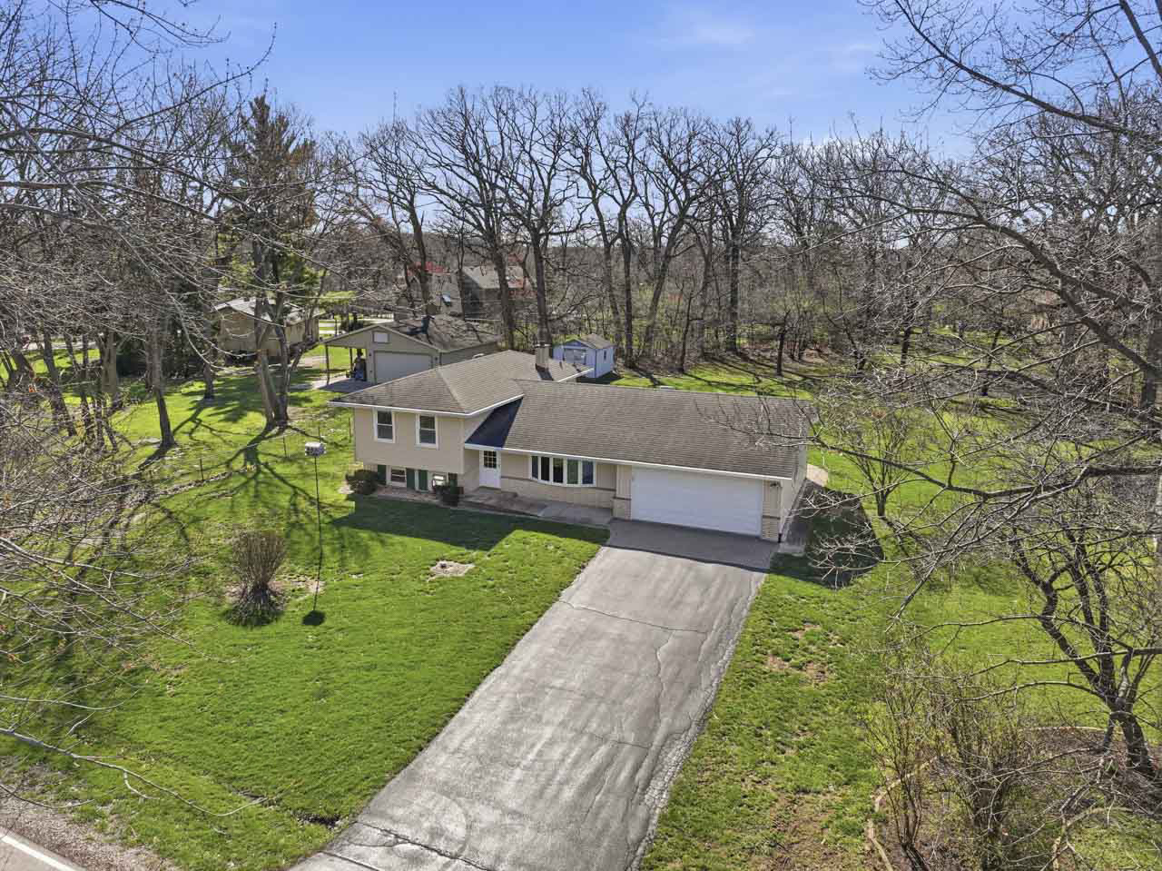 30W445 Arbor Lane, West Chicago, IL 60185