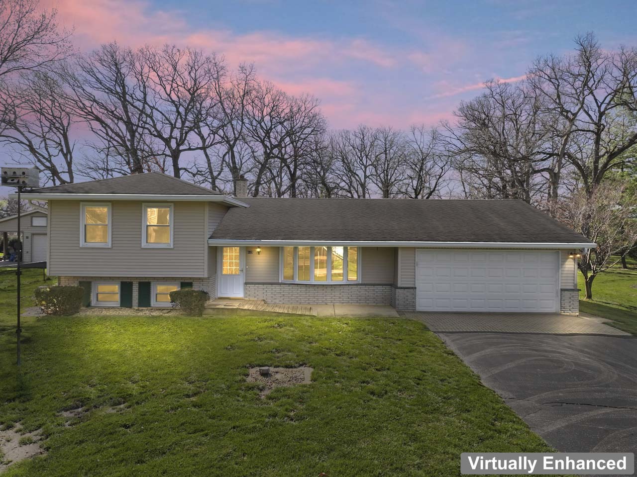 30W445 Arbor Lane, West Chicago, IL 60185