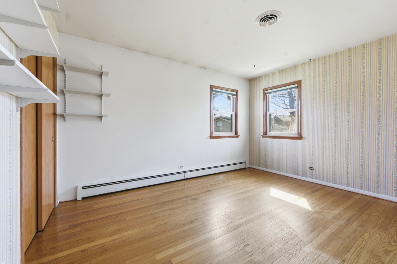 30W445 Arbor Lane, West Chicago, IL 60185