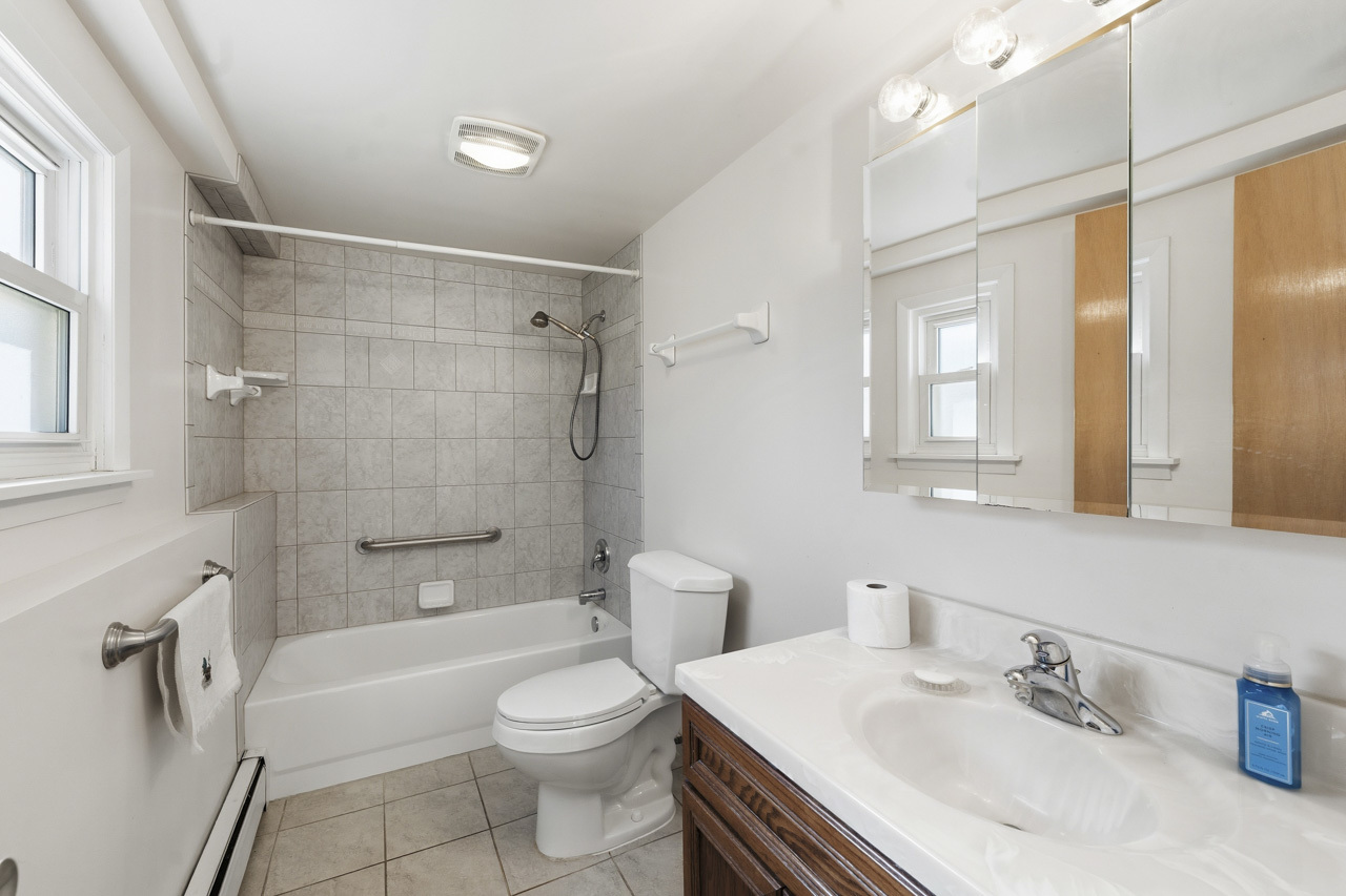 30W445 Arbor Lane, West Chicago, IL 60185