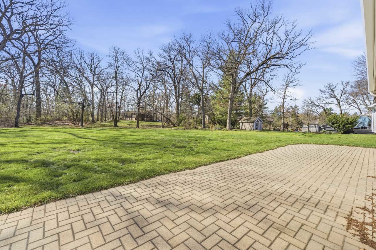 30W445 Arbor Lane, West Chicago, IL 60185